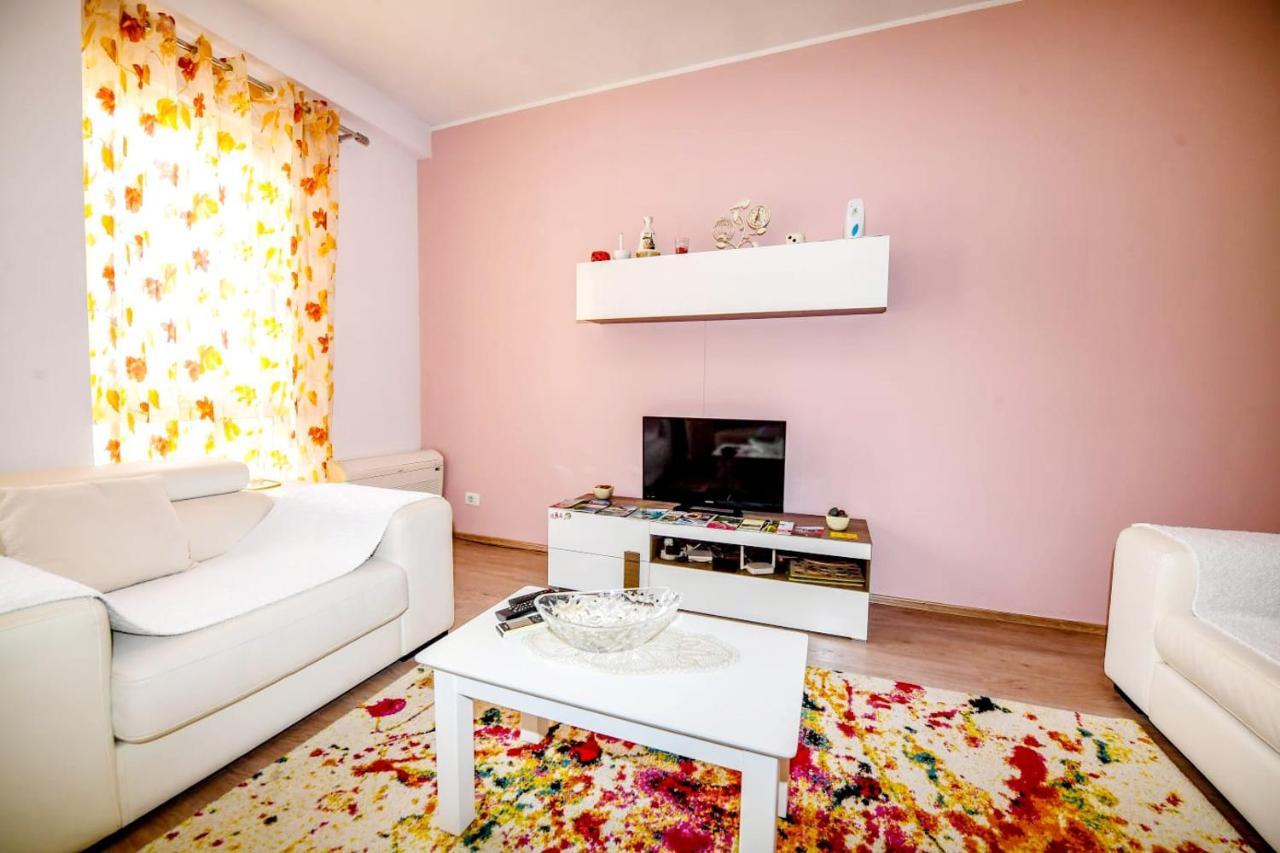 Happy Stories' Apartment In City Centre Шкодер Экстерьер фото